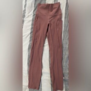 Lululemon size 0 7/8 length leggings